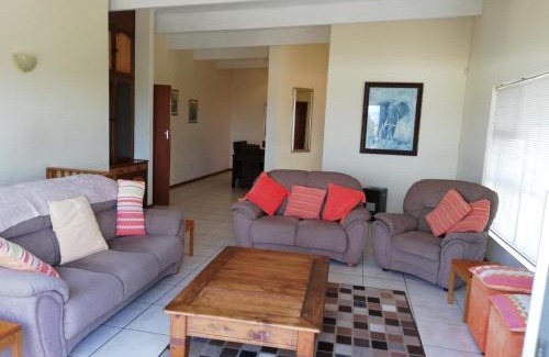 Onrus House | C the C - Holiday Home