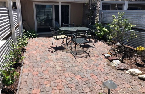 Mesa Verde Apartment | (C) The Retreat - Orange Coast Hideaway - Clean!