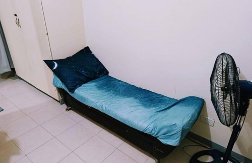 Moonwalk Apartment | (C2) Near Airport and King Size Bed Condominium
