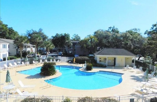 Demere Park House | C2 Ocean Walk, Pool view, village area, cozy!