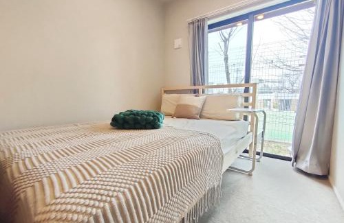 Honmachi Apartment | C2 Shibuya new hotel, 2 bedrooms and 1 living room, 7 mins to ST Max 6P 渋谷全新酒店 全新装修 两室一厅 交通中心 车站7分钟 最大6人 直达新宿 涉谷 表参道 品川 池袋 上野 代代木 银座 原宿
