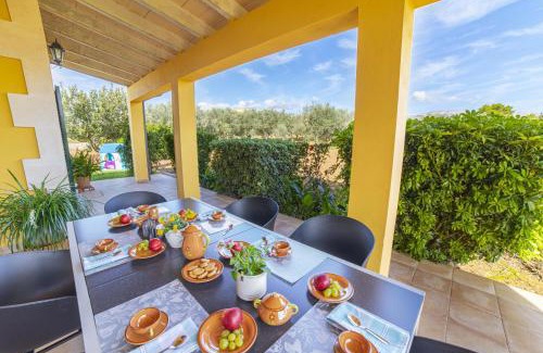 Buger House | C340 Son Serra by Mallorca Villa Selection