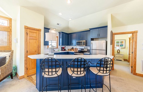 Ocean Hill House | C5005 Mahalo. Private Pool, Hot Tub, Pets OK, Community Fitness Center!