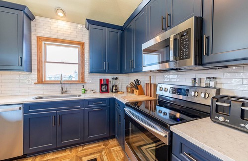 Ocean Hill House | C5005 Mahalo. Private Pool, Hot Tub, Pets OK, Community Fitness Center!