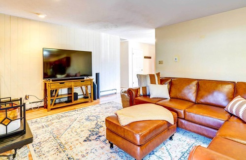 Canon City House | Cañon City Vacation Home w/ Gas Grill!