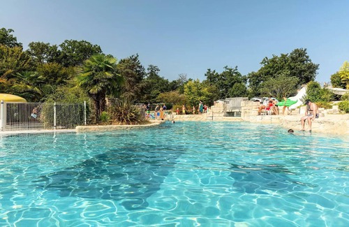 Sainte-Catherine-de-Fierbois House | Campsite Le Parc de Fierbois* - Comfort Mobile Home 4 Rooms 6 People Air Conditioned