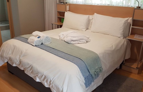 Pretoria House | Ca Ira Wellness Retreat Guesthouse