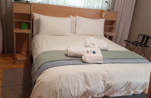 Pretoria House | Ca Ira Wellness Retreat Guesthouse