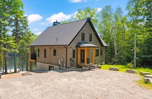 Dysart et al Cottage | Discover Your Perfect Retreat at The Cedars Haliburton West