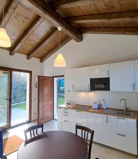 Madonna del Sasso Apartment | Ca' nel Bosco