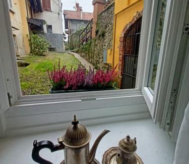 Ganna House | Ca' Pelitti Camera con camino