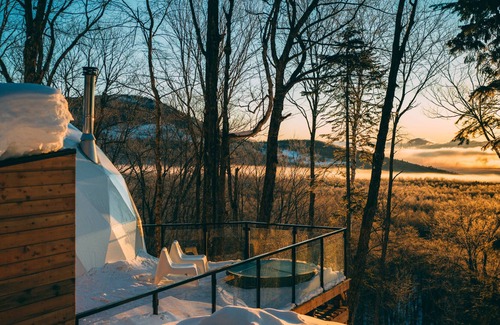 Petite-Riviere-Saint-Francois Cabin | Vue impressionnante sur le fleuve