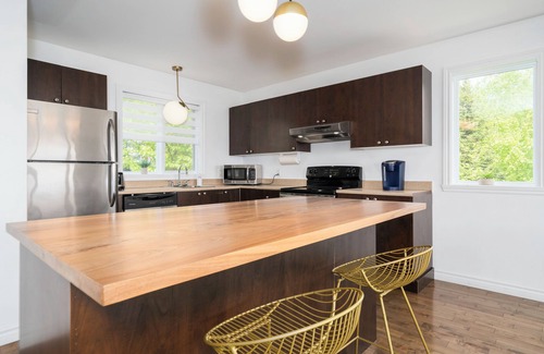 Petite-Riviere-Saint-Francois House | Hôtel à la maison - Le Beau-Mont, fleuve et spa