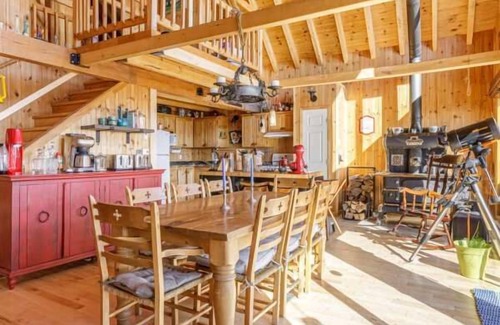 Petite-Riviere-Saint-Francois Ski Chalet | Cottage RUS-5 | Petite-Rivière-St-François