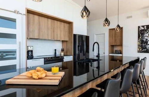 Petite-Riviere-Saint-Francois Villa | Cottage HOW-165 | Petite-Riviere-St-Francois