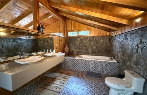 San Jose del Pacifico Apartment | Cabaña Agapanto at Casa Elba