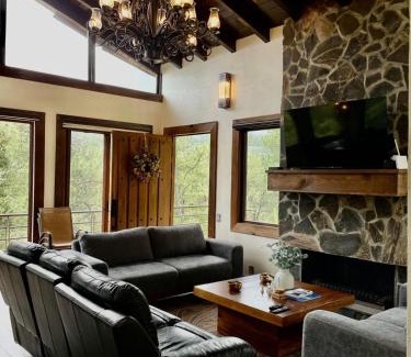 Mazamitla Ski Chalet | Cabaña de lujo en el Bosque