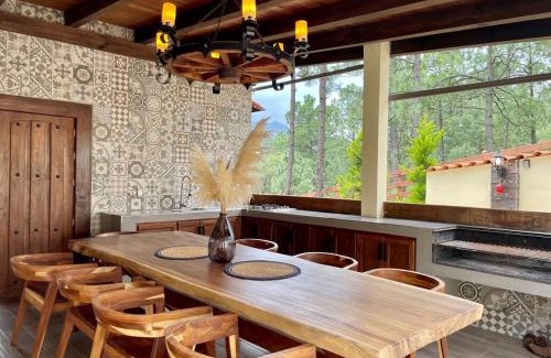 Mazamitla Ski Chalet | Cabaña de lujo en el Bosque