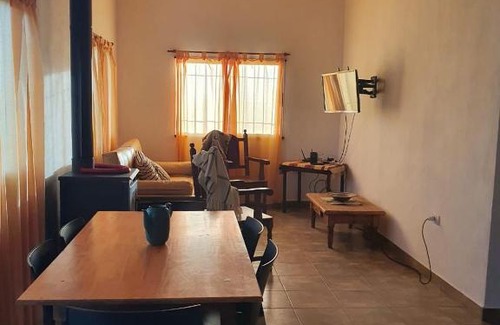 Partido de Brandsen House | Cabaña Distinto Tiempo (Estación Gomez-Brandsen)