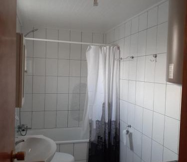 Castro Apartment | Cabaña Emilia Quinchen