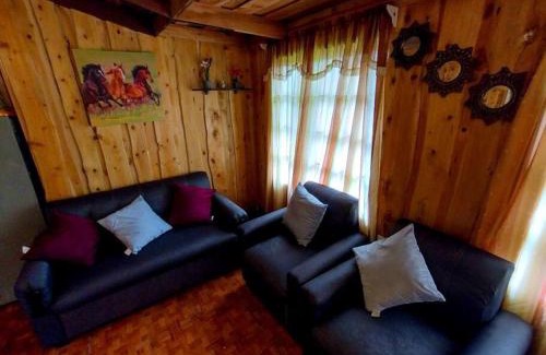Copey Ski Chalet | Cabaña Emperador – The place for QUETZALS lovers!