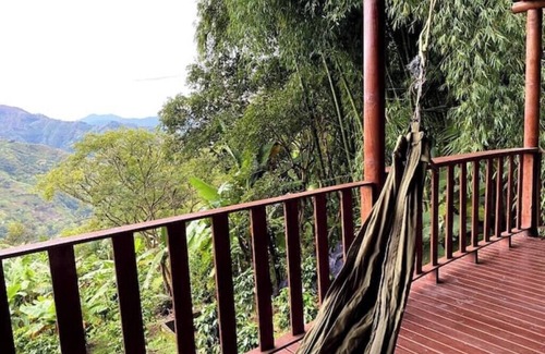Medellin Cabin | Cabaña en Finca Cafetera Cerca a Medellín