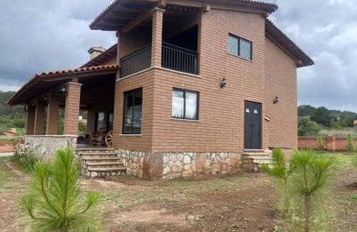 Tapalpa House | Cabaña Roca