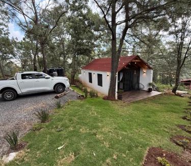 Mazamitla Ski Chalet | Cabaña Romántica con Tina para Parejas