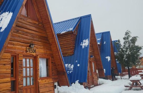 Lago Puelo Ski Chalet | Cabañas Alpinas Los 4 Hermanos