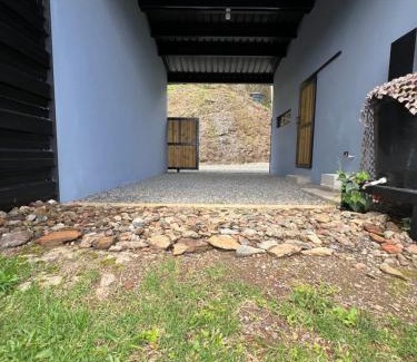 Envigado House | Cabañas DALI la catedral