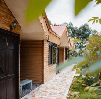 San Pablo de Leon Cortes Hotel | Cabañas La Hacienda