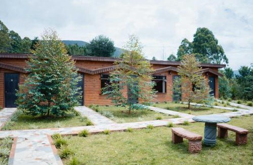 San Pablo de Leon Cortes Hotel | Cabañas La Hacienda