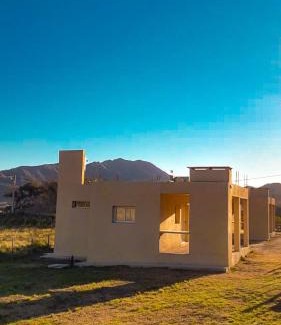 Potrero de los Funes House | Cabañas Valle del Búho