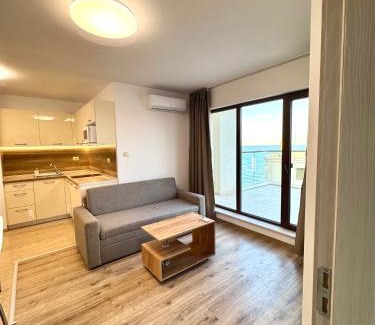 Primorski Apartment | Cabacum Pleasure Beachfront Apartments