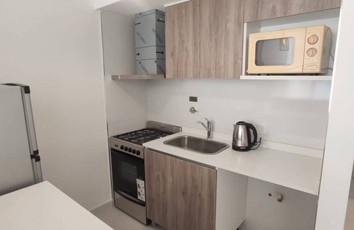 Almagro Apartment | Caballito Retreat: Pool and Balcony 6