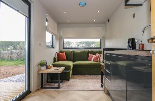 Ty Croes House | Caban