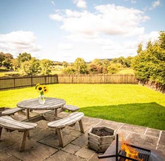Rhayader House | Caban Nant Ddu