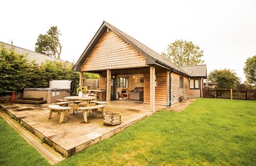 Rhayader House | Caban Nant Ddu