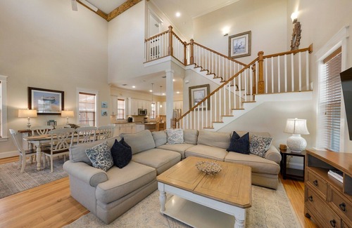 Lakeside at Blue Mountain Beach House | CABANA BLU: New Listing! Private Community, Beautiful Large Pool, Easy Beach Access