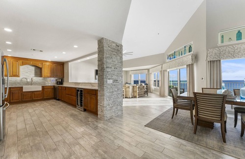 Crystal Beach Condo | Cabana Club by Panhandle Getawayas