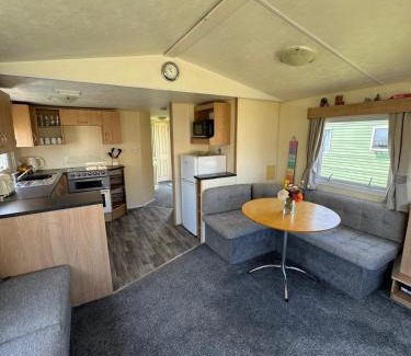 Clacton-on-Sea House | Cabana Escape
