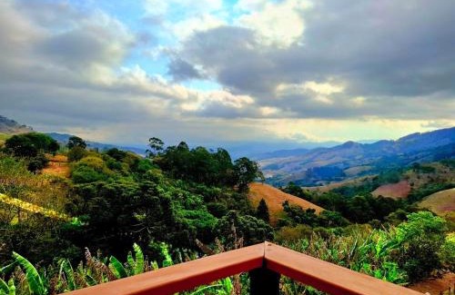 Sao Bento do Sapucai Cabin | Cabana Esmeralda Tesouros do Baú Segunda unidade