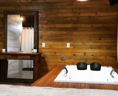 Praia Grande Ski Chalet | Cabana Flor de Cactos