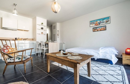 Novel Apartment | CABANA & Le Manoir