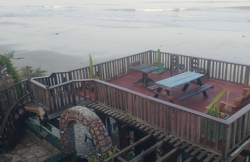 Primo Tapia Villa | Cabana over the Sea - Crashing Waves & Spectacular Sunsets- pool, jacuzzi, beach