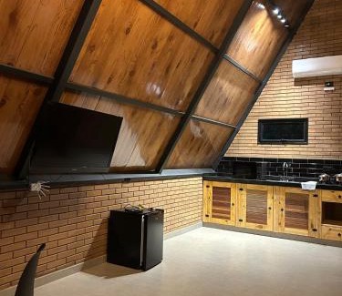 Lindoia Ski Chalet | Cabana Recanto nas Montanhas