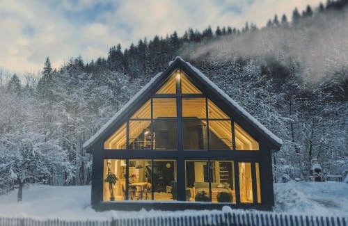 Lisa House | Cabana Sapte