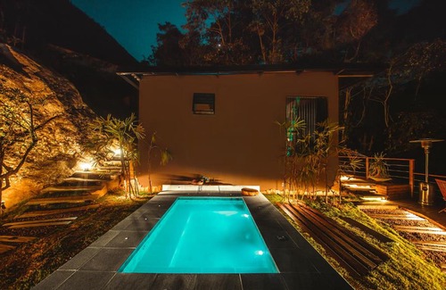 Correas Cabin | Cabana Secreta