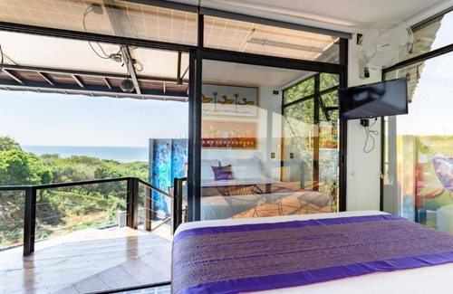 Barra de Colotepec Hotel | Cabane Container Hotel - Adults Only