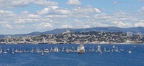 8th Arrondissement House | Cabanon Vue mer et calanques Les Goudes
